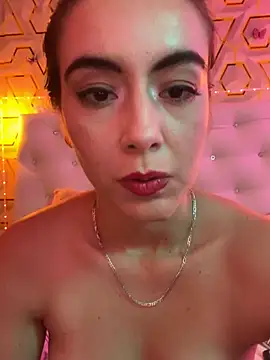 Czat XXX na żywo – MelanyyJhonson15