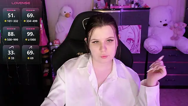 AmyVibess Chat XXX in diretta