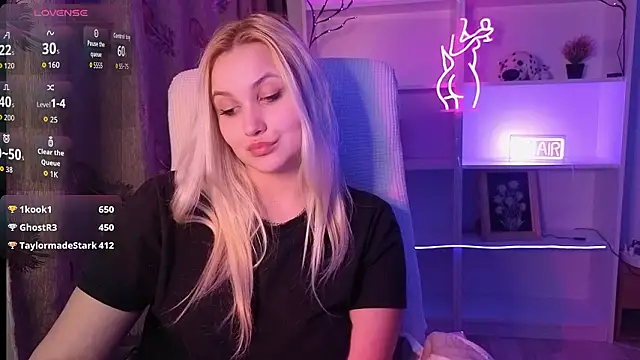 adrelaxina Adlı Modelin Canlı XXX Sohbeti