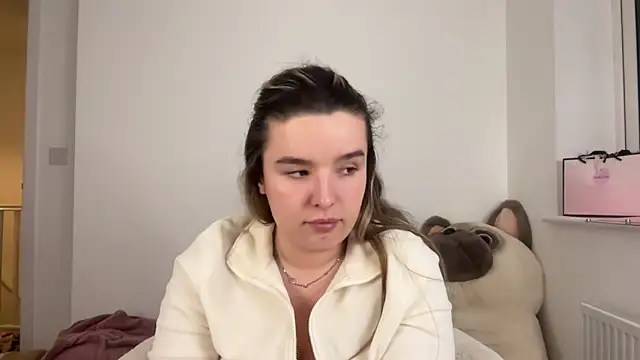 maisiesmithx Adlı Modelin Canlı XXX Sohbeti