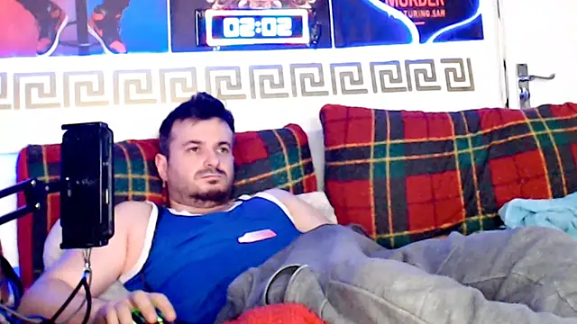 FuckToyBoy69 Adlı Modelin Canlı XXX Sohbeti