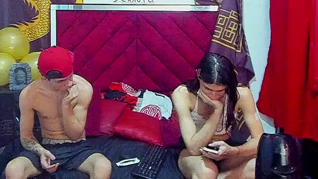 دردشة Pride_couple الجنسية المباشرة