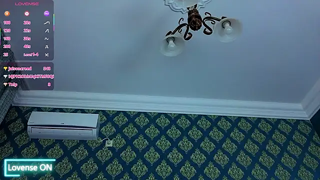 MissRossi's Live XXX Chat