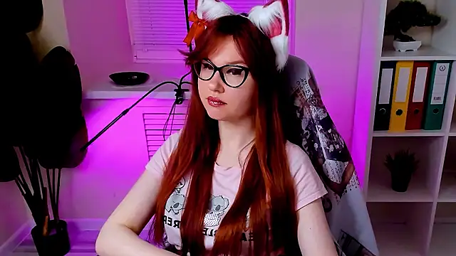 CarolGiggly's Live XXX Chat