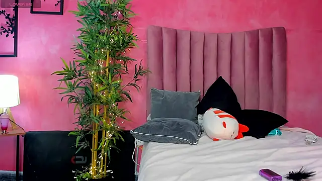 lana_gill1's Webcam Show