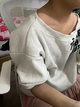 Živý XXX chat Mina048