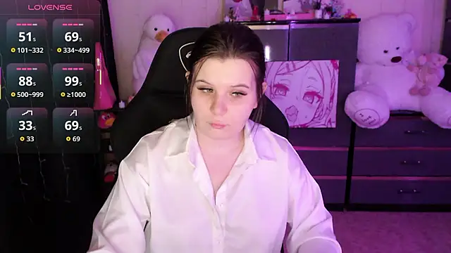 دردشة AmyVibess الجنسية المباشرة