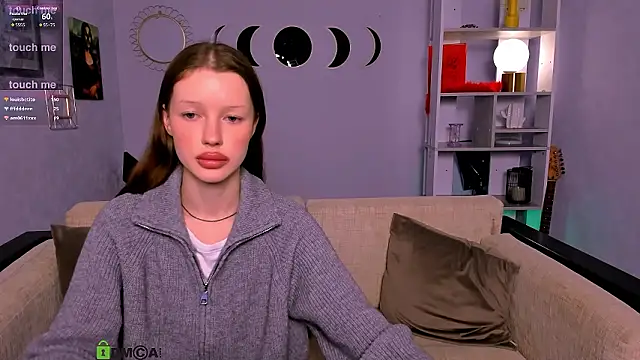 khloebeauty: онлайн-секс-чат