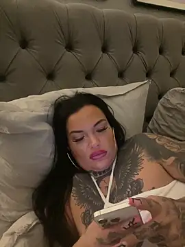 _MelinaCurves_ Chat XXX live