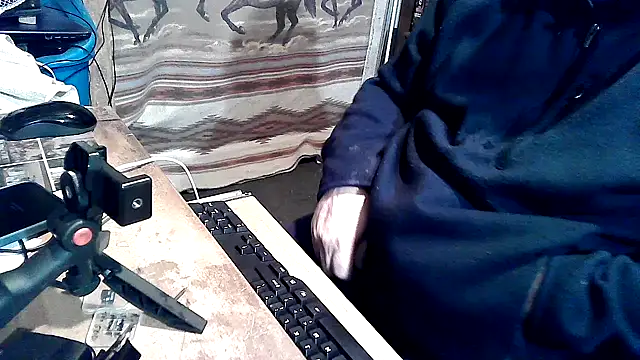 Oldmanphlwiss 现场XXX聊天