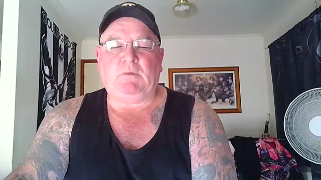 KINKYBLUEYES69 Chat XXX live