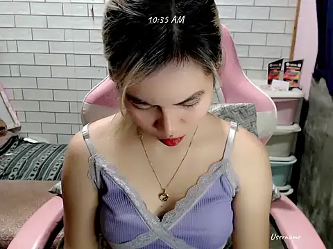 Rainea149 লাইভ XXX চ্যাট