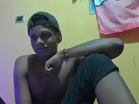 Show modela aunstin_farid1 na web-kameri