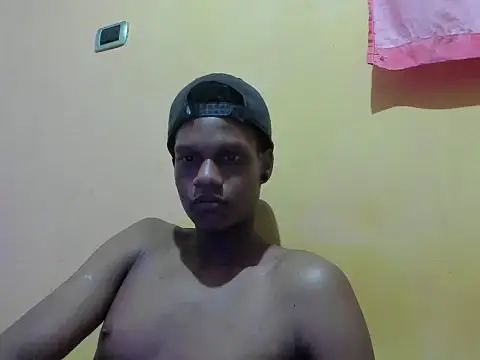 Pokazy przed kamerką – aunstin_farid1