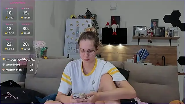 Girl_alone_home 现场XXX聊天