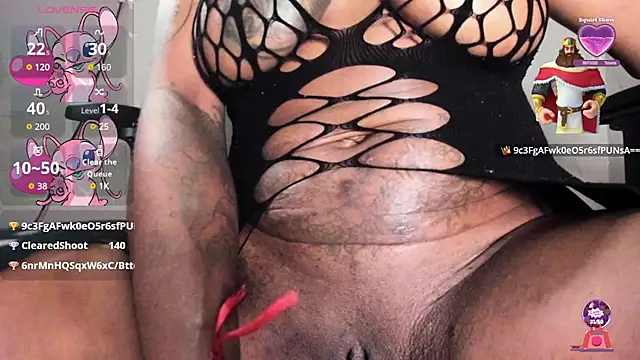 SEXY-BUNNY13 Adlı Modelin Canlı XXX Sohbeti