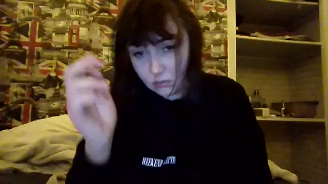 Chat XXX en directo de Lynylou