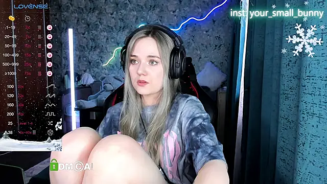 Your_small_bunnyのライブXXXチャット