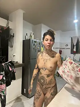 Izy_cute_'s Live XXX Chat