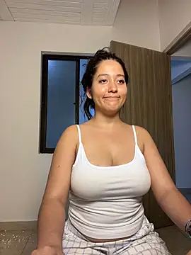 NhefertaryのライブXXXチャット