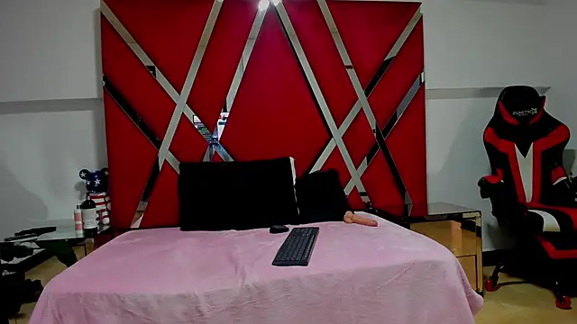 kikihtx: απευθείας συνομιλία ΧΧΧ