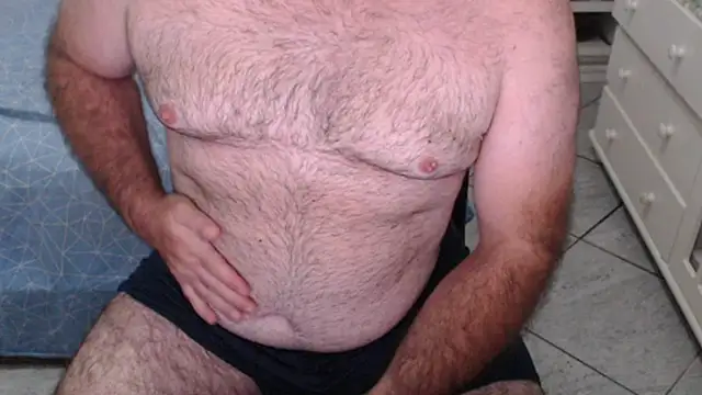 MysterBearMGのライブXXXチャット