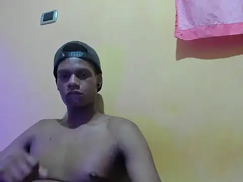 aunstin_farid1 Chat XXX live