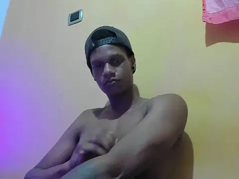 aunstin_farid1 Chat XXX live