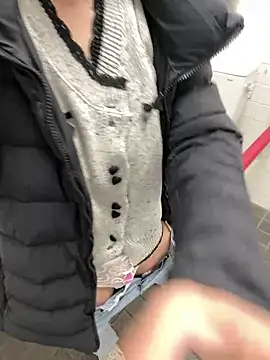 makomakos2 Chat XXX in diretta