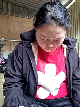 Вебкам-шоу yoowwmr