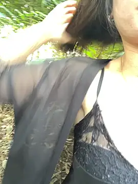 Moon_pusy 即時 XXX 聊天