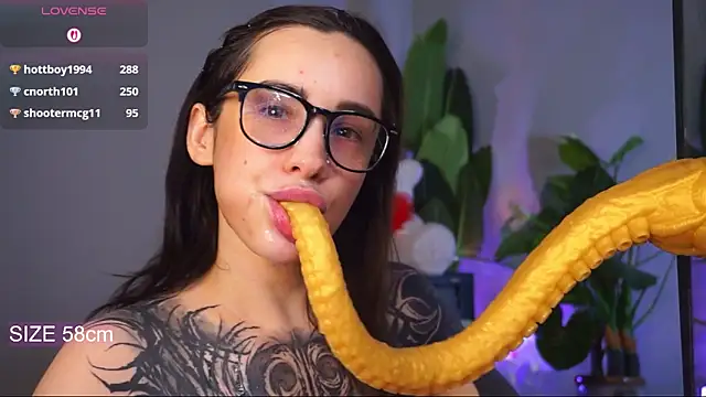 EvaCanton 现场XXX聊天