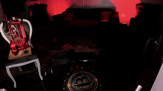 Živý XXX chat FinDomGod