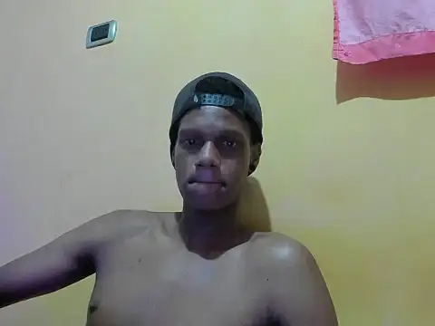 Chat XXX en directo de aunstin_farid1