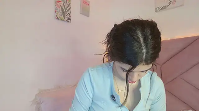 eva_sin18 Adlı Modelin Canlı XXX Sohbeti