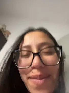 LyaRose Adlı Modelin Canlı XXX Sohbeti