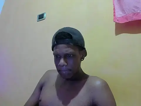 aunstin_farid1: онлайн-секс-чат