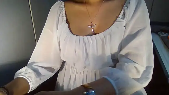 Yashika_LovesのライブXXXチャット