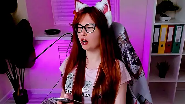 Chat +18 de CarolGiggly ao vivo