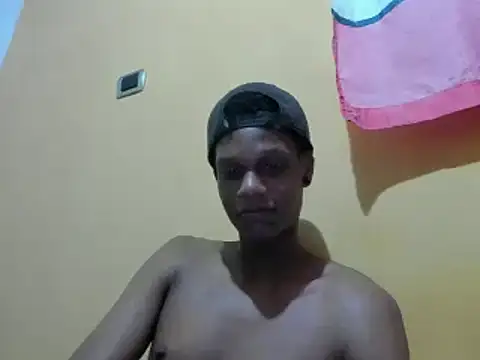 aunstin_farid1 Chat XXX in diretta