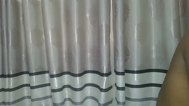 Chat +18 de Fine_assie ao vivo