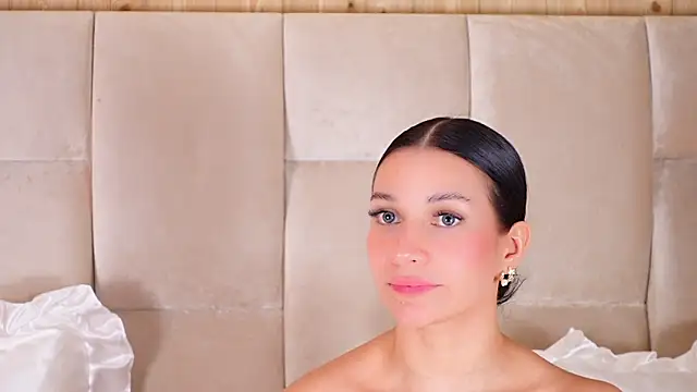 KiraKayleigh1 Chat XXX in diretta