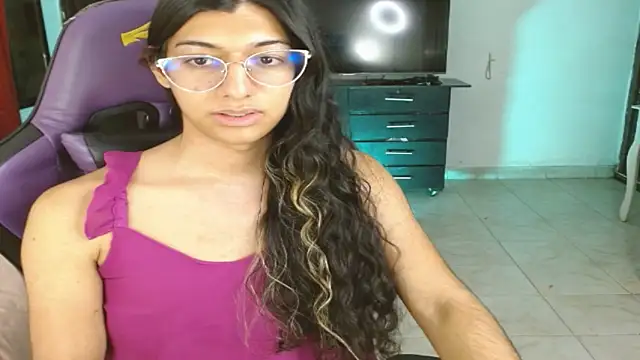 Alanni_parker Chat XXX in diretta