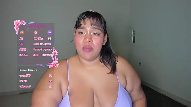 NayaraHinnyのライブXXXチャット