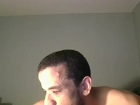 Tjskigh Chat XXX in diretta