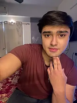 Rocco787876 现场XXX聊天