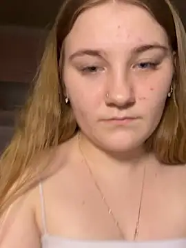 Milkiss_SwetyのライブXXXチャット