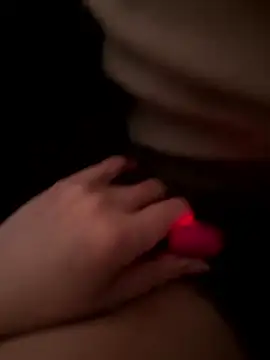 bi_biii Adlı Modelin Canlı XXX Sohbeti