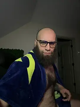 MastaWolfy's Live XXX Chat