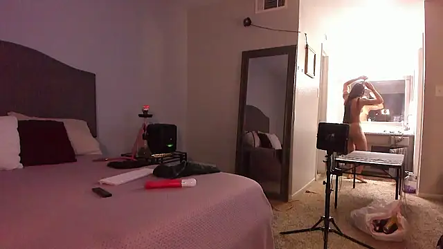 Chat +18 de yiauana ao vivo